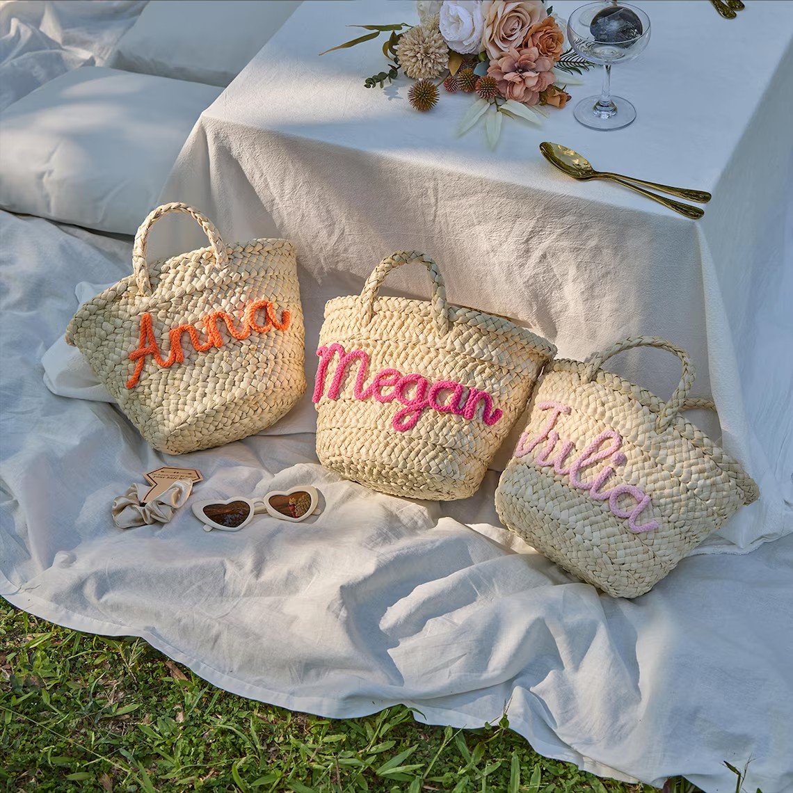 Персонализированная пляжная су – обзор и цена Wedding Hampers